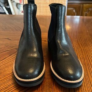 EILEEN FISHER BLACK WEDGE BOOTS.NWOT. SIZE 7.5.